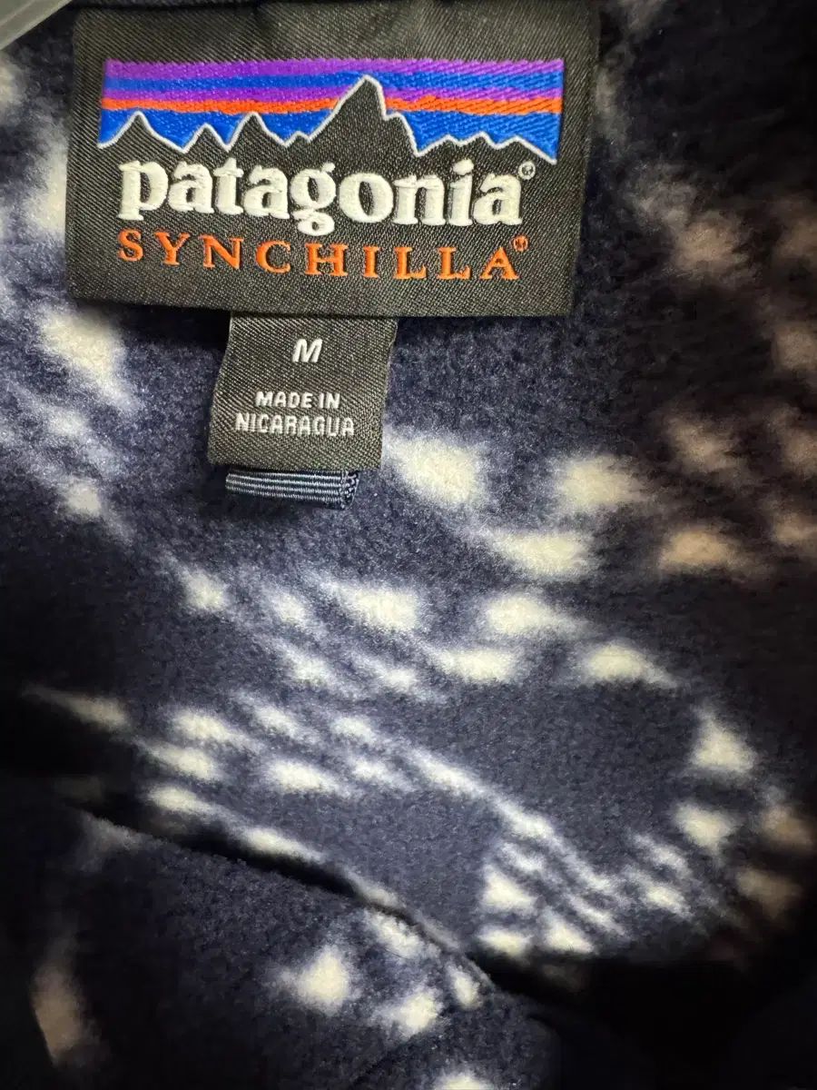Patagonia パタゴニア フリース ネイビー パターン M
