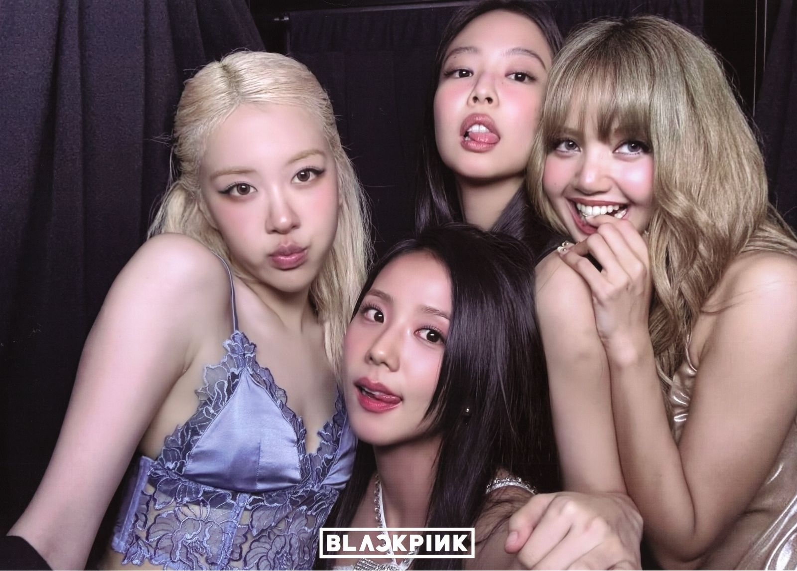 BLACKPINK ブラックピンク ジェニー リサ ロゼ ジス グッズ ポスター