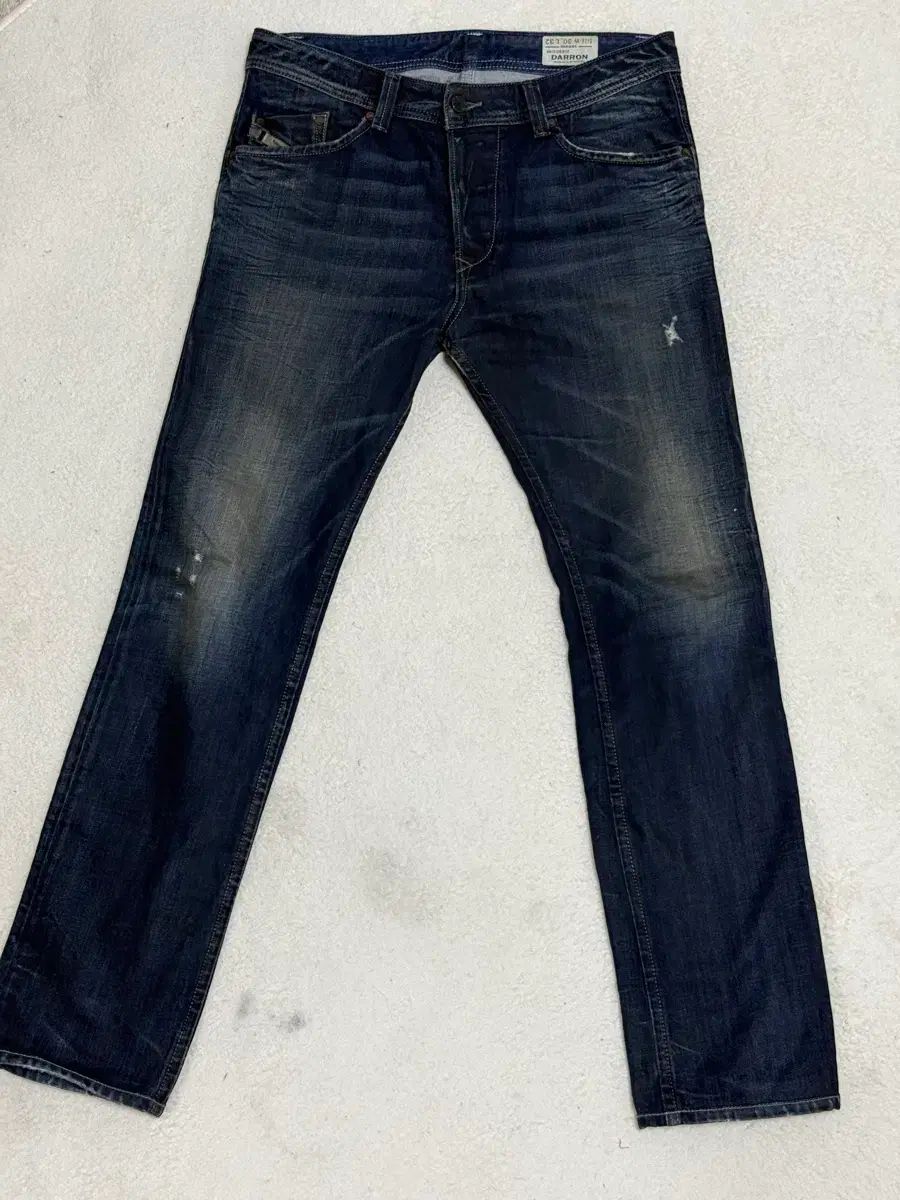 DIESEL Darron デニム ズボン W30 L32 【公式通販】