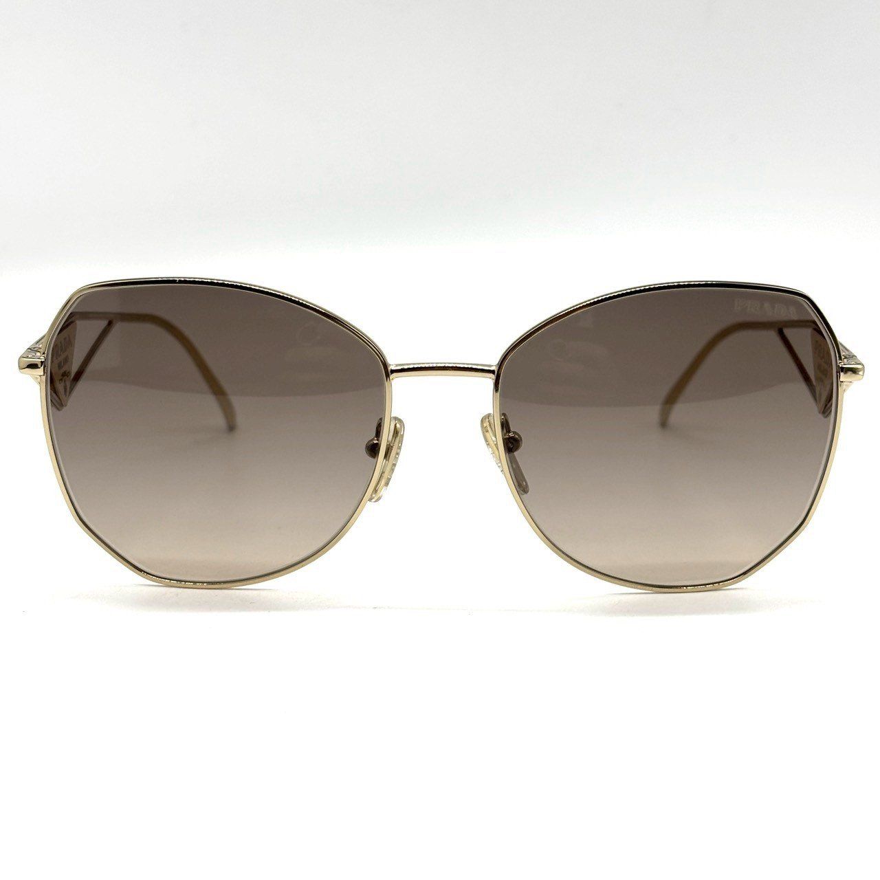 横顔を美しく魅せる】 PRADA プラダ サングラス トライアングルロゴ