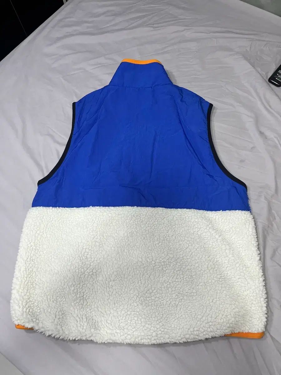 ナイキ ヘリテイジ シェルパ ベスト