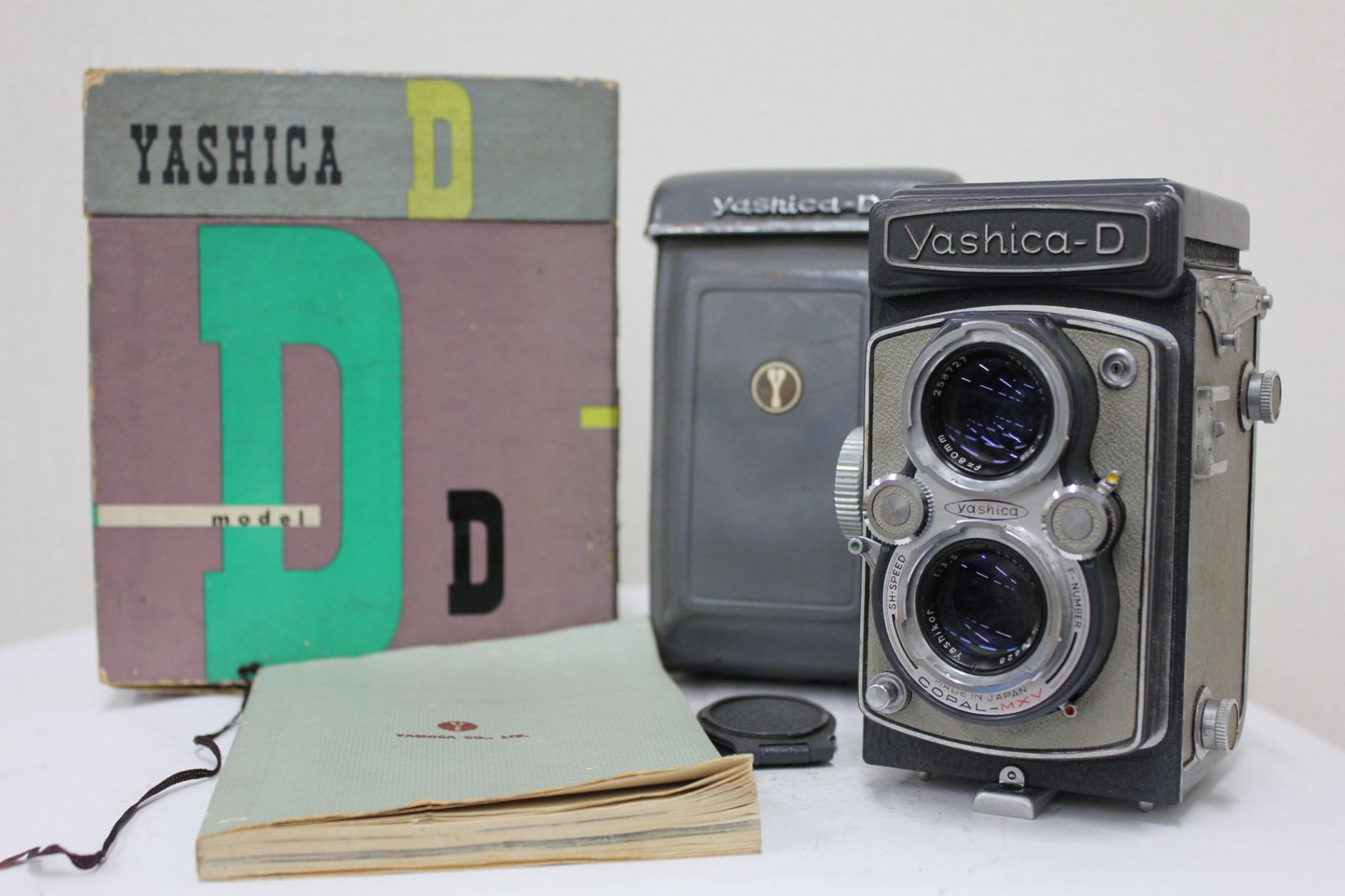 訳あり品 元 き ヤシカ Yashica-D 80 mm F 3.5 二眼カメラ e 4437