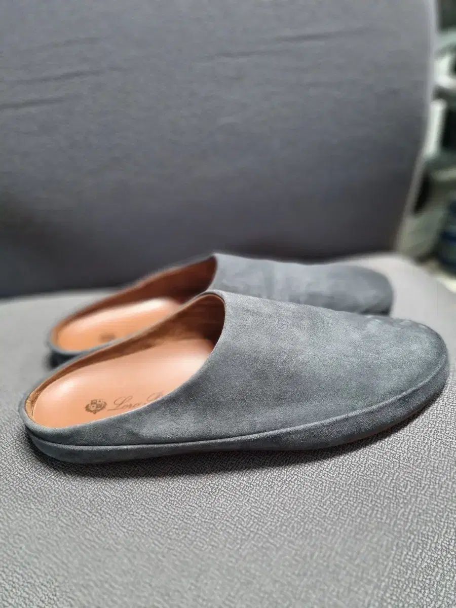 ロロ ピアーナ トゥー もりサボ ローファー