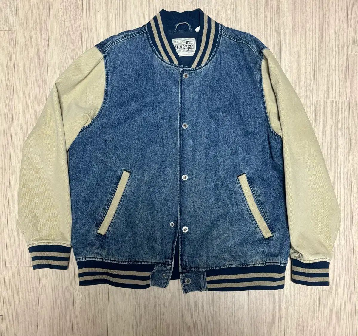 リーバイス シルバータブ デニム スタジャン
