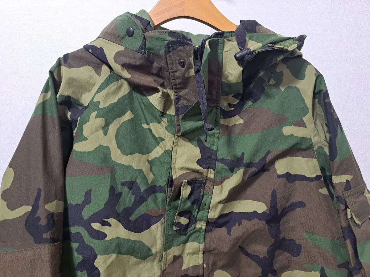 ECWCS オリジナル ウッドランド カモ ミリタリー ゴアテックス パーカ