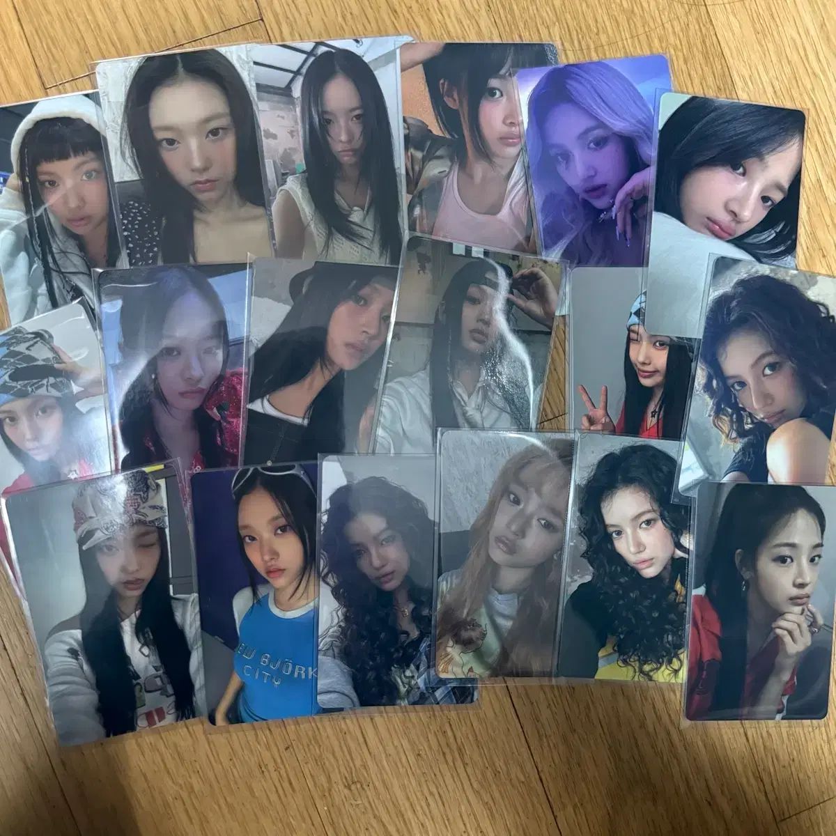 NewJeans（ニュージーンズ・ニュジ）村上ポップアップ トレカ - メルカリ