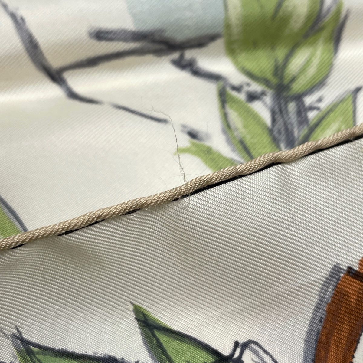  エルメス HERMES カレ 90 CHANTILLY 競馬場 スカーフ シルク ホワイト マルチ レディース バンダナ スカーフ 小物