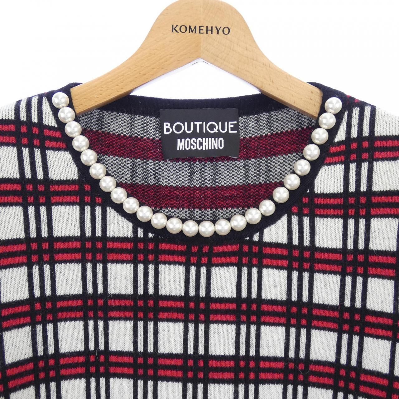 ブティックモスキーノ BOUTIQUE MOSCHINO ニット 