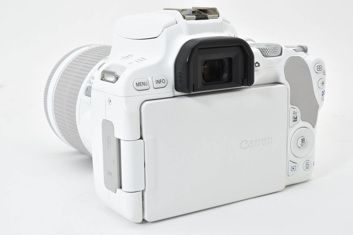 ☆極上品☆キヤノン Canon EOS Kiss X9 ボディ ホワイト / EF-S 18
