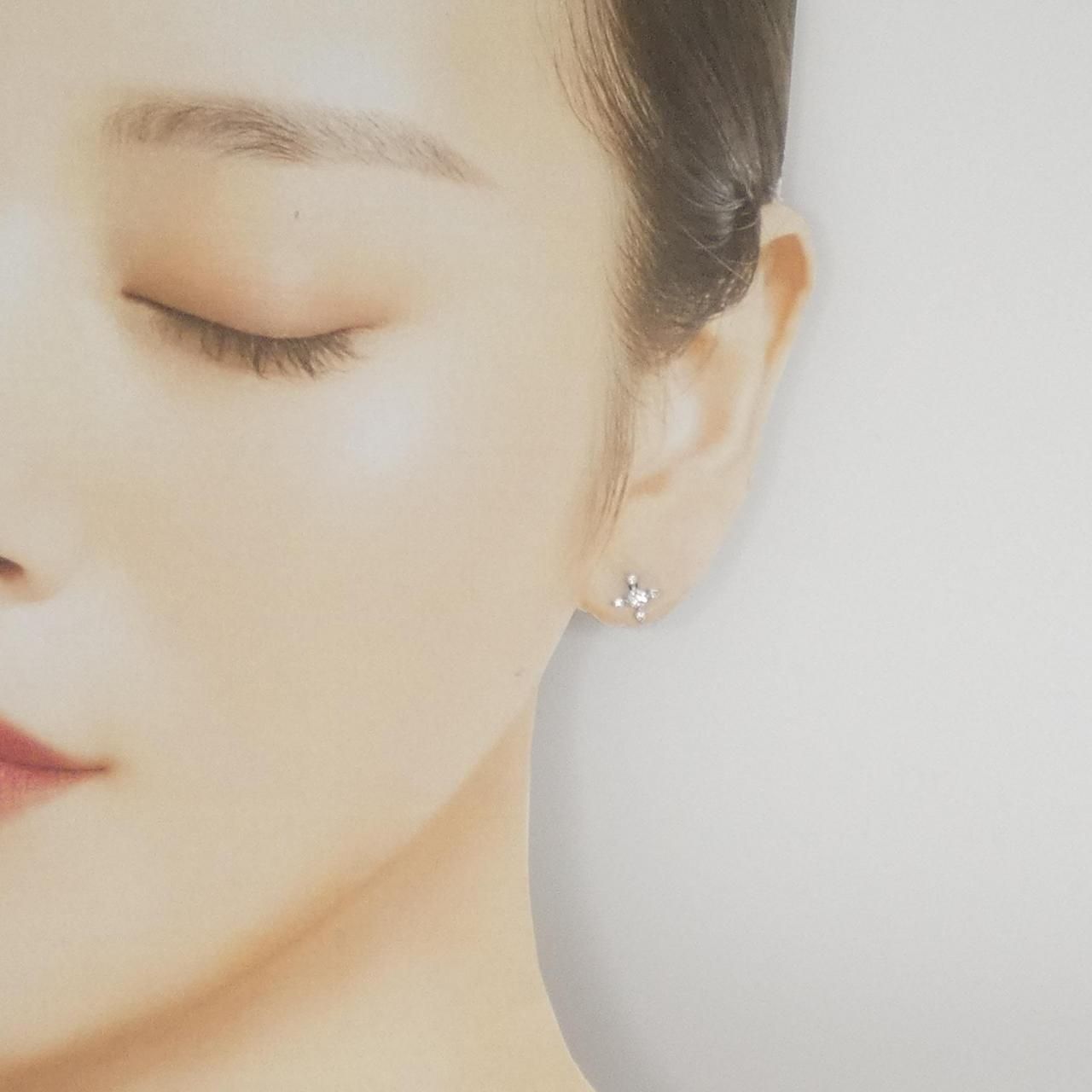 K18WGダイヤモンドピアス K18WG ダイヤモンド ピアス 0.28CT - メルカリ