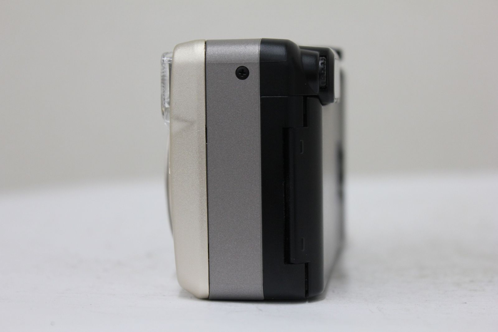  ペンタックス Pentax ESPIO 115 M ゴールド 38 mm コンパクトカメラ e 4472 コンパクトカメラ(フィルム) フィルムカメラ