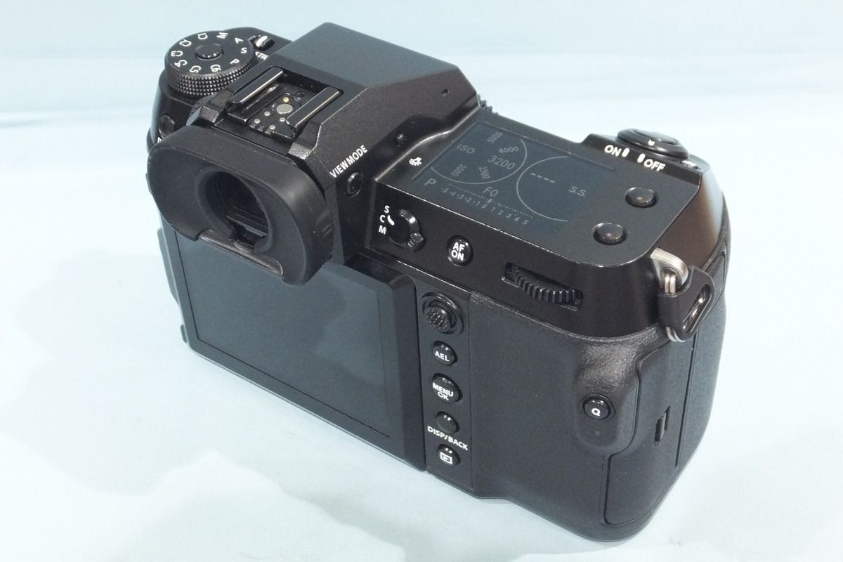 並品 フジフイルム GFX 50 S II ボディ