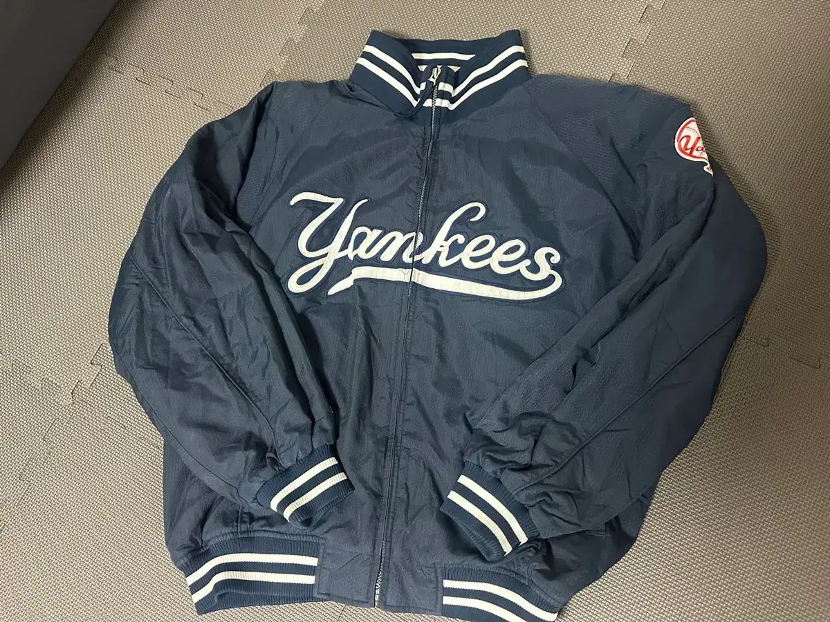 ニューヨーク ヤンキース マジェスティック ジャケット XL