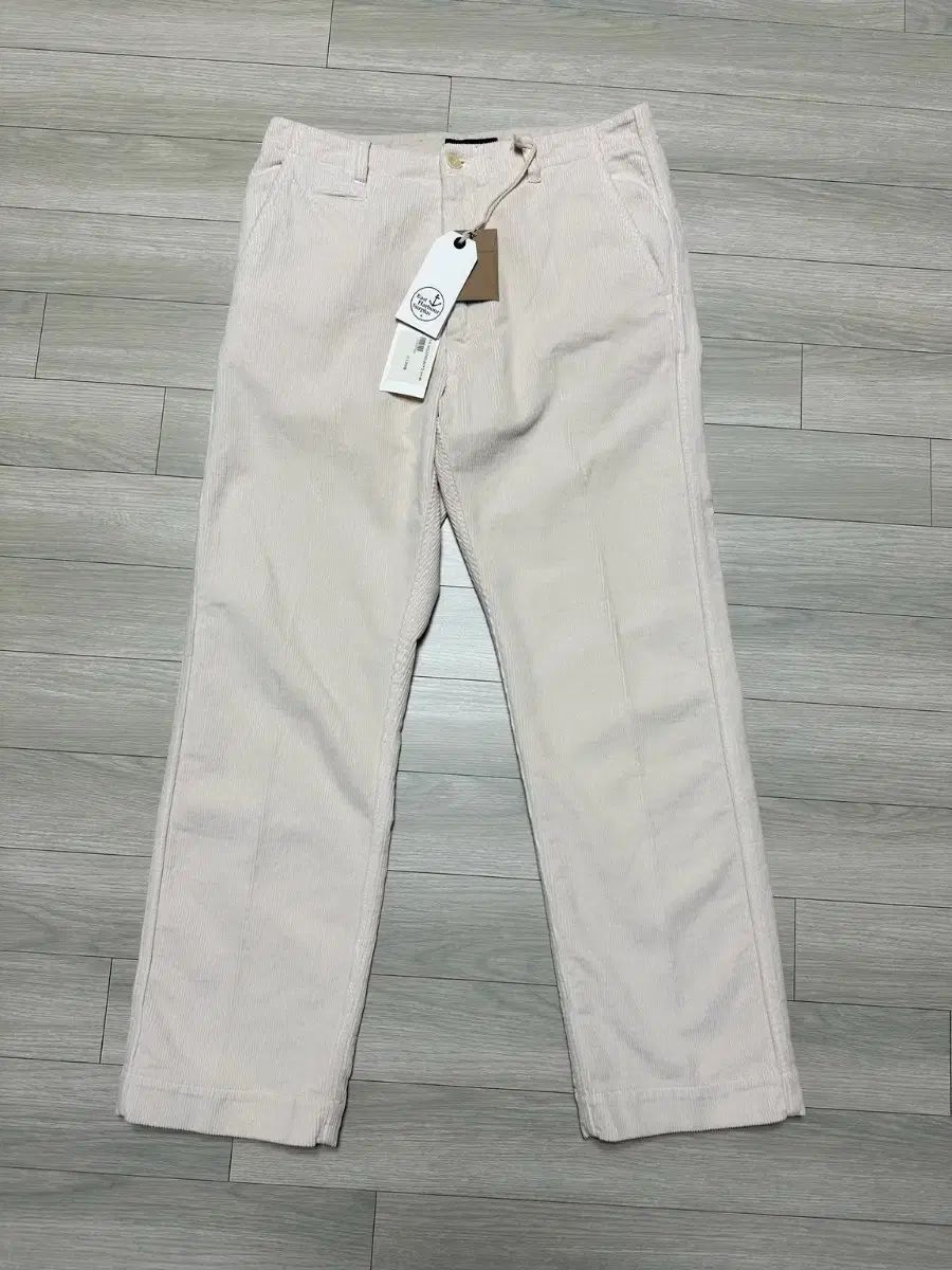 イーストハーバー サープラス AXEL コーデュロイ 46