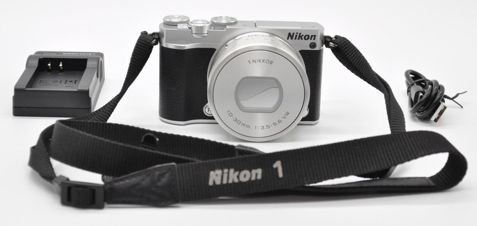 上品! Nikon ニコン 1 J 5 標準パワーズームレンズキット シルバー