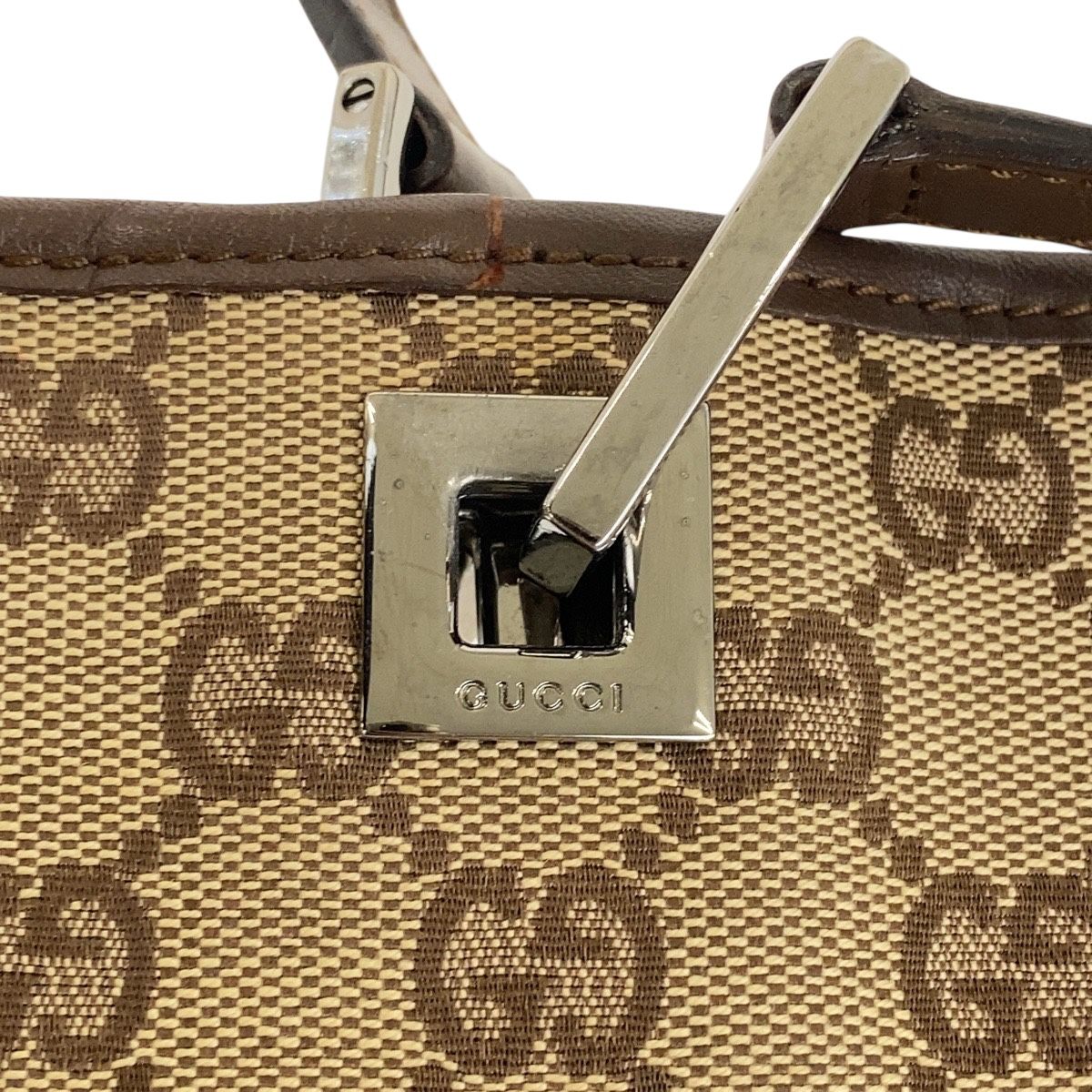 レディース GUCCI グッチ ベージュ ブラウン シルバー金具 GG 