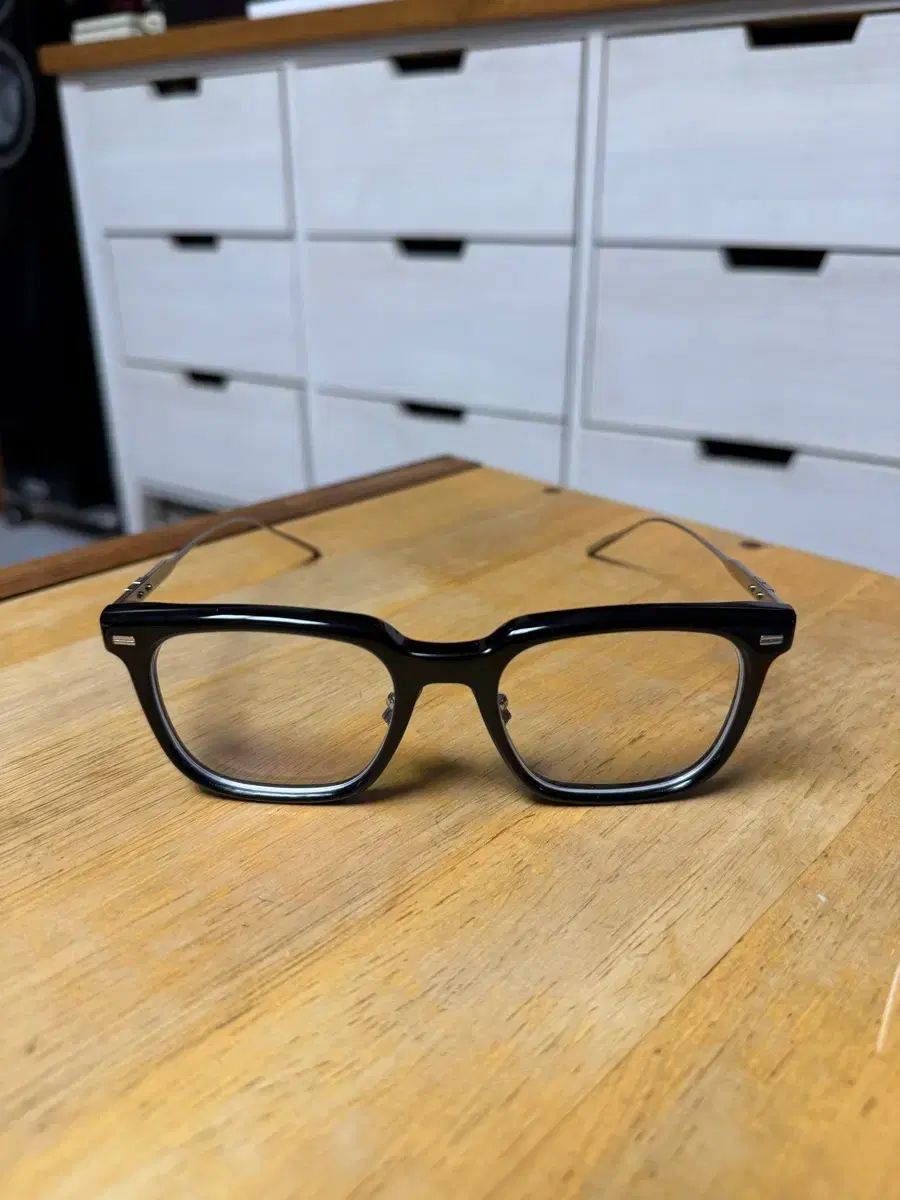 GENTLE MONSTER ジェントルモンスター ジーン 01 メガネ