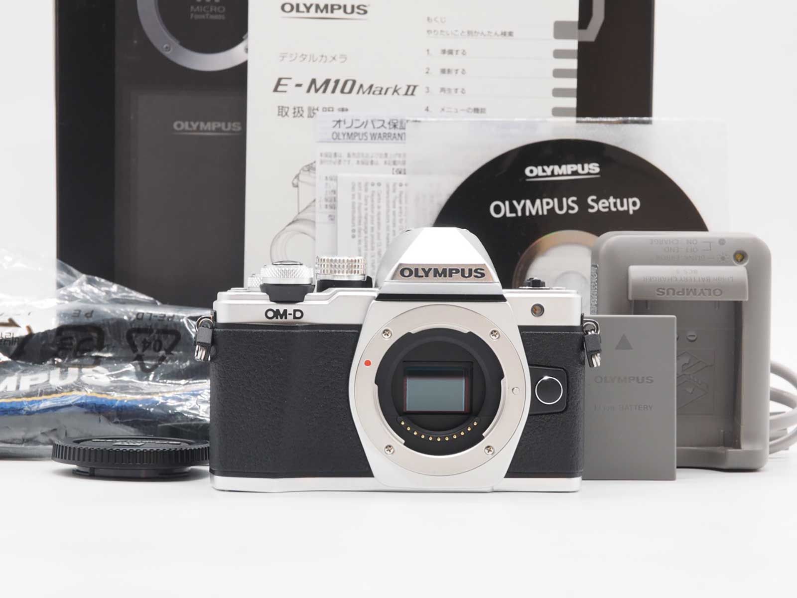 オリンパス Olympus OM-D E-M 10 Mark II 16.1 MP Camera Silver 1544 shots 元箱 Z 5668 A
