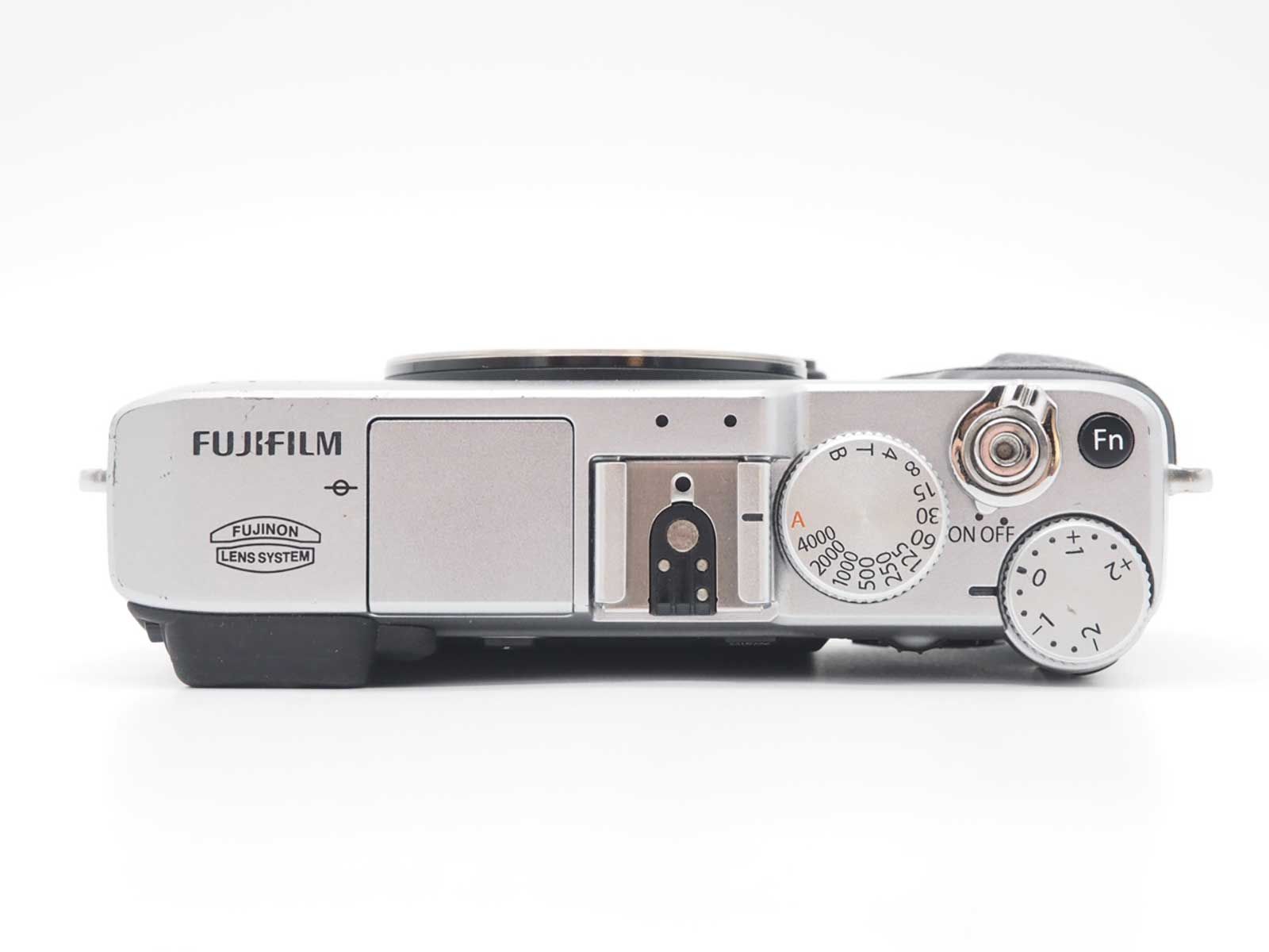 富士フィルム Fujifilm Fuji X Series X-E1 16.3MP Digital SLR Camera