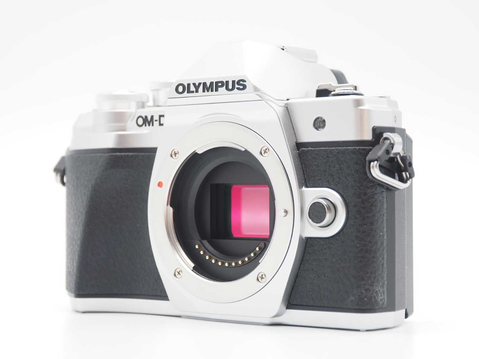  オリンパス Olympus OM D E M 10 Mark III 16 1 MP Silver Camera Body 4217 shots Z 5686 A ミラーレス一眼 デジタルカメラ