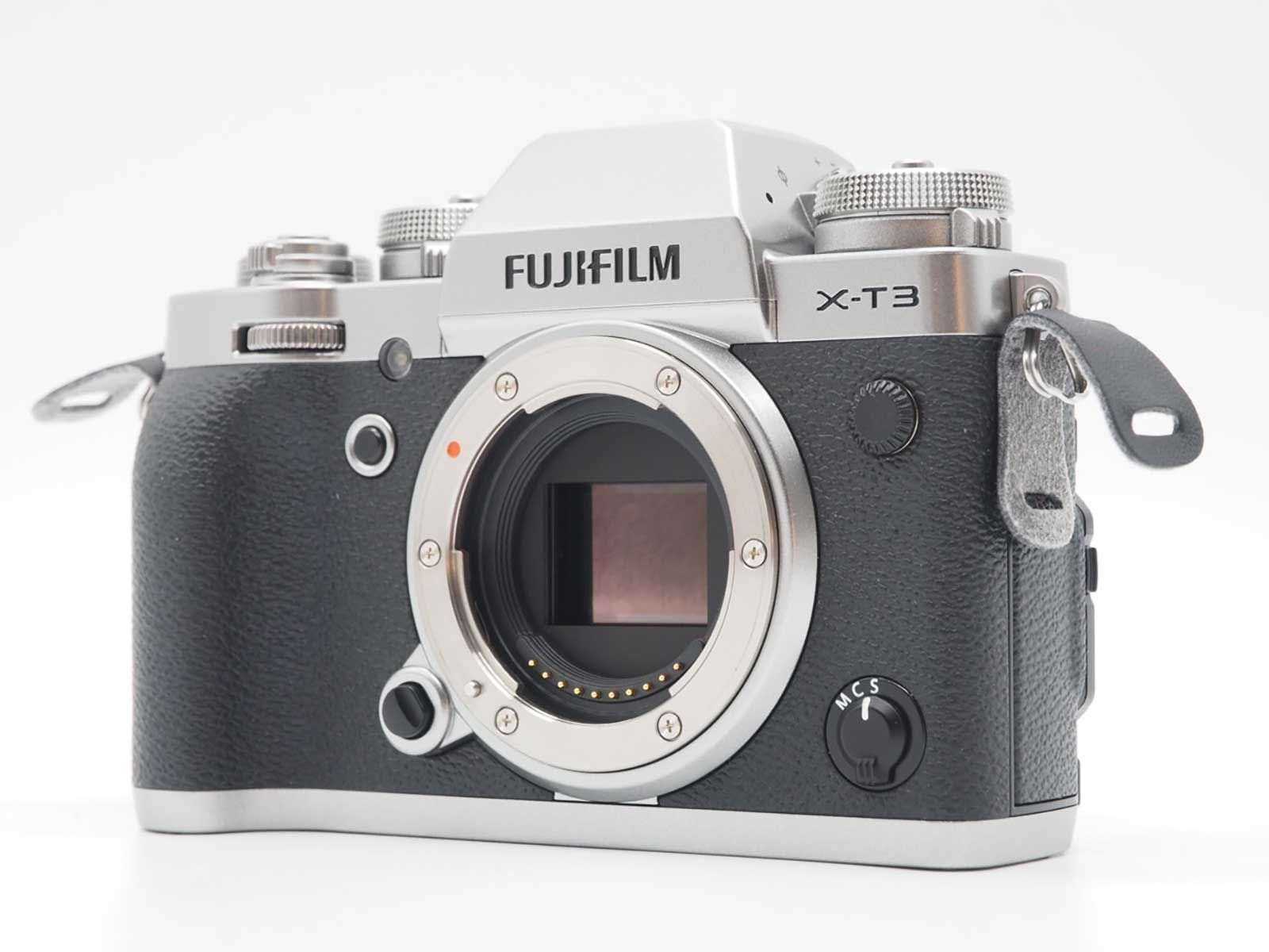 富士フィルム Fujifilm Fuji X-T3 26.1MP Silver Body 28 shots 元箱