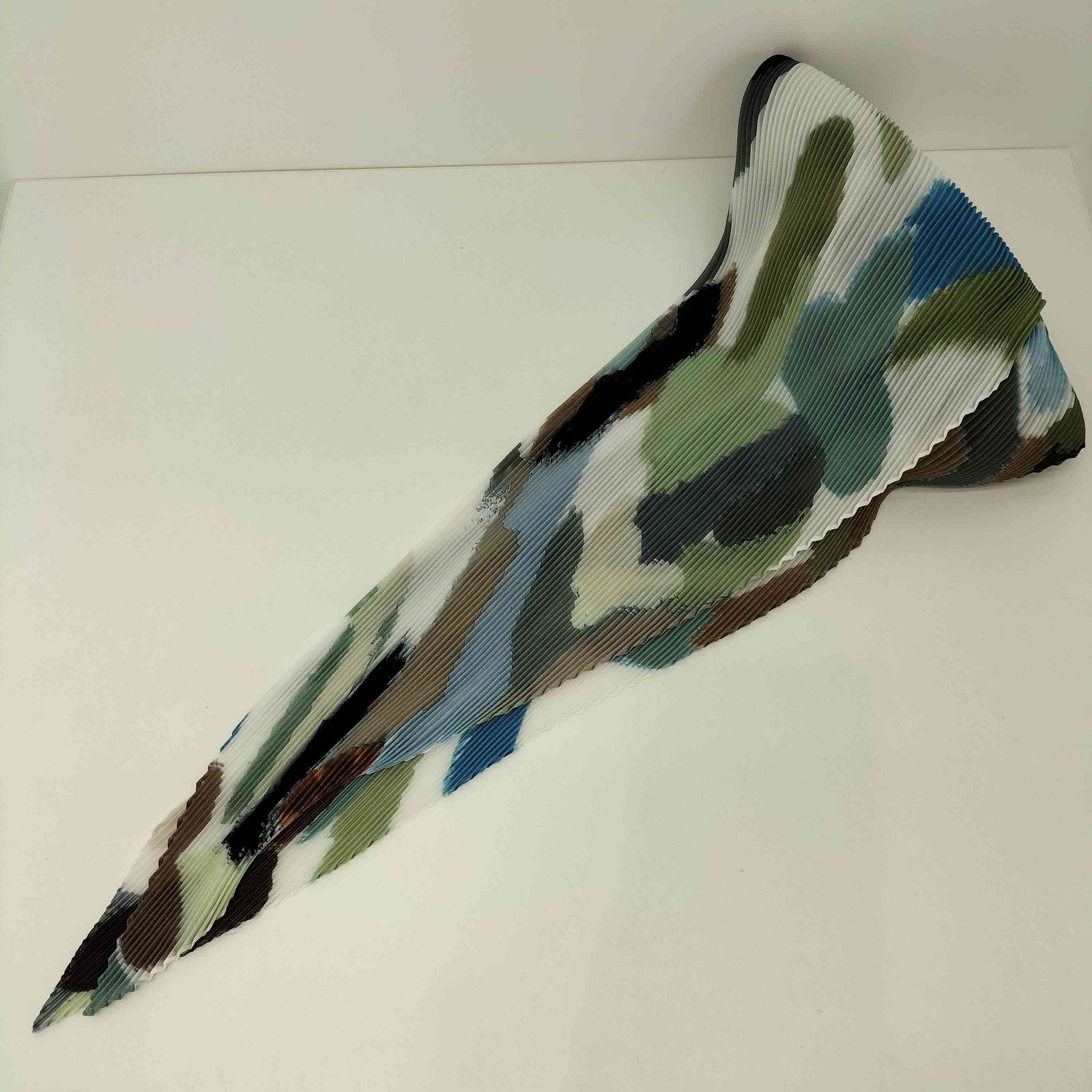 イッセイミヤケ ISSEY MIYAKE MIXEDCOLOR PLEATS STOLE ミックスカラー