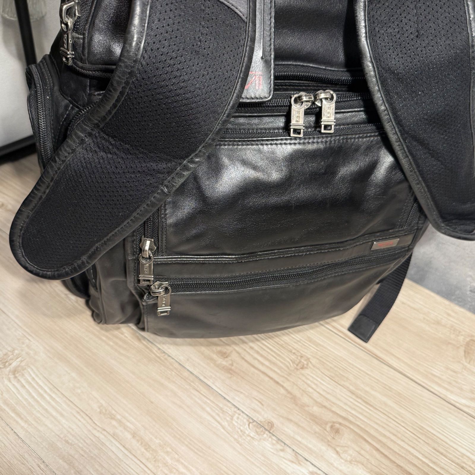 メンズ 希少 TUMI 96178D4 G4.4 廃盤 本革 ビジネスクラスバックパック