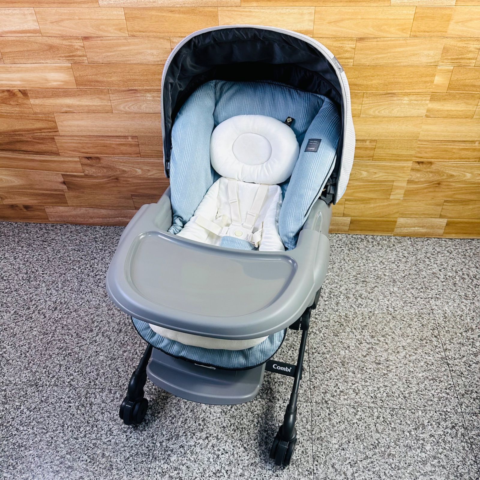 【美品】 コンビ 電動ハイローチェア ネムリラ ミンティーブルー 美品】 コンビ 電動ハイローチェア ネムリラ ミンティーブルー 楽天