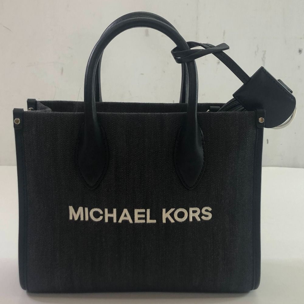 ショップ 引取のみ→スタッドレス☆Vクラス☆ベンツ☆W639☆V350☆2023年