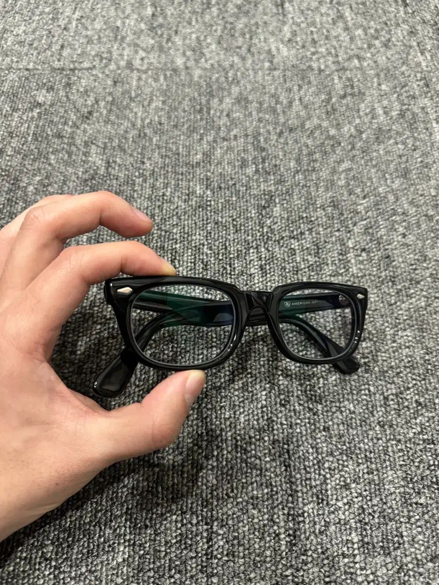 アメリカン オプティカル