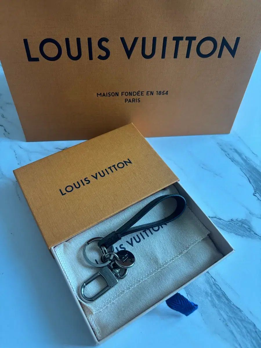ルイヴィトン キーホルダー モノグラム