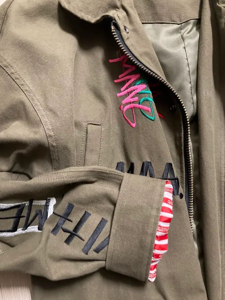 マンジスタジオ マウンテンパーカー