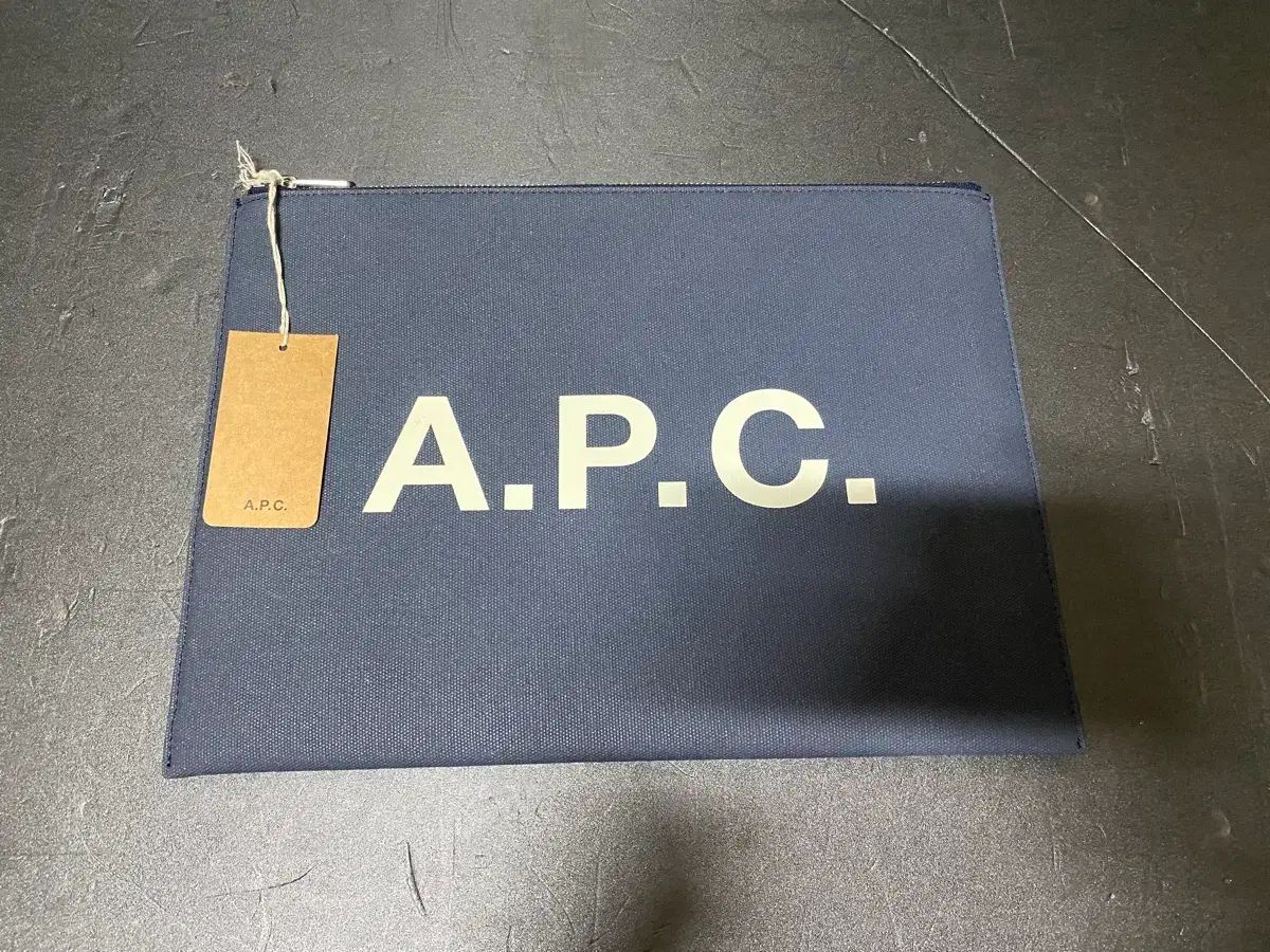 A P C pouch (ユニセックス)