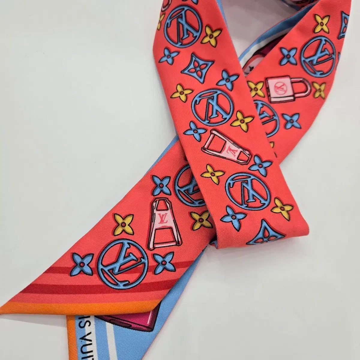 Louis Vuitton ルイヴィトン ビジュアル バンド スカーフ