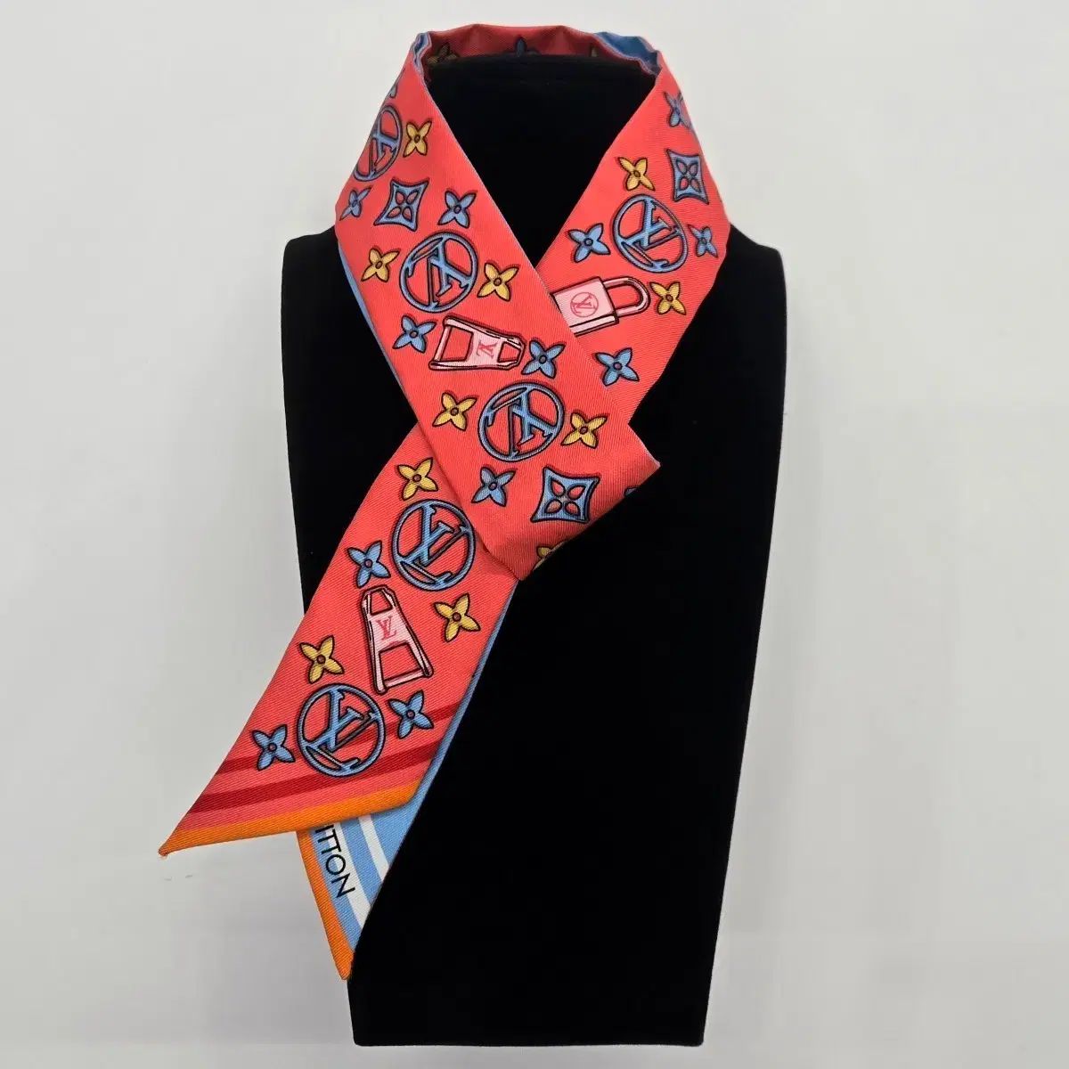 Louis Vuitton ルイヴィトン ビジュアル バンド スカーフ