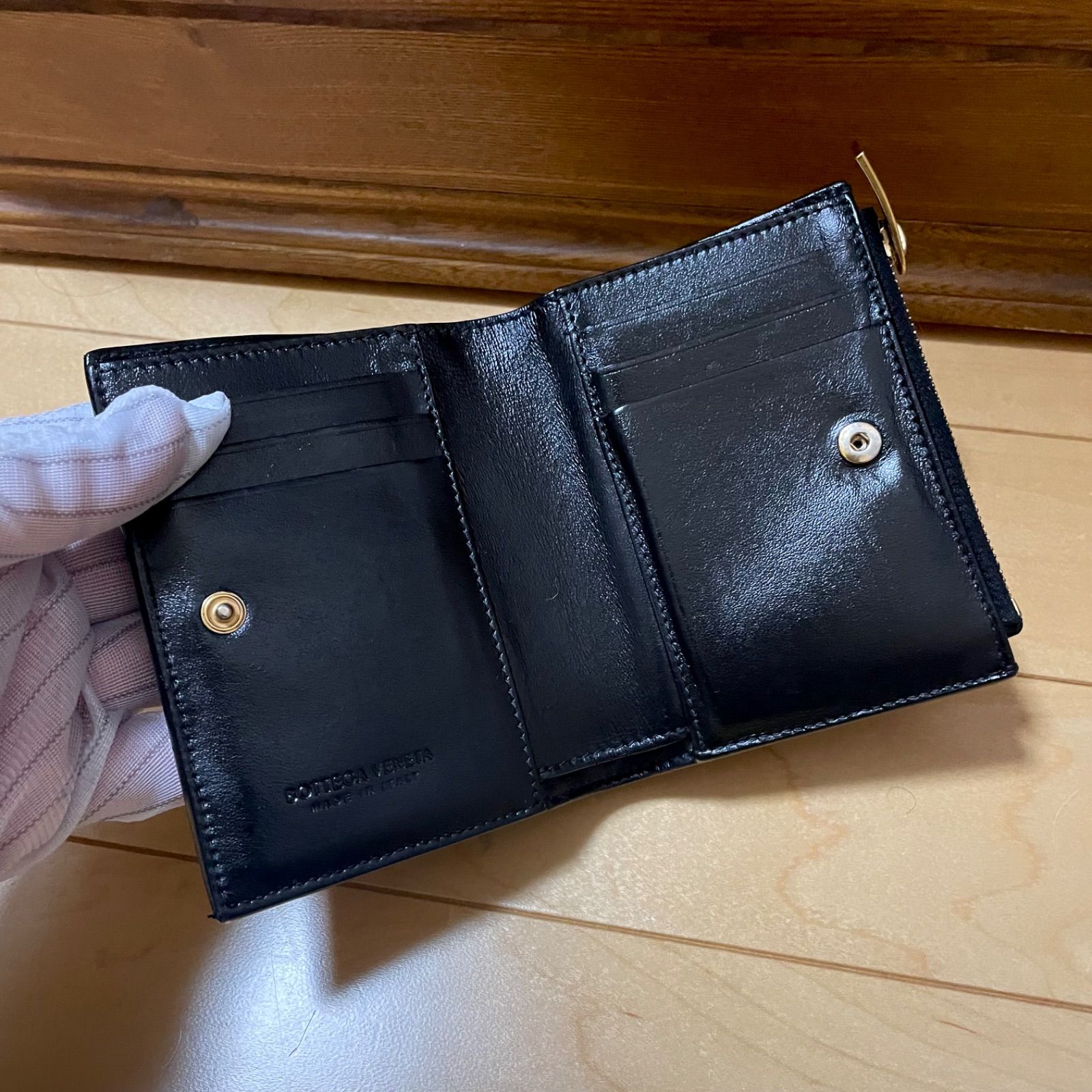 良品 BOTTEGA VENETA カセット 財布 - メルカリ