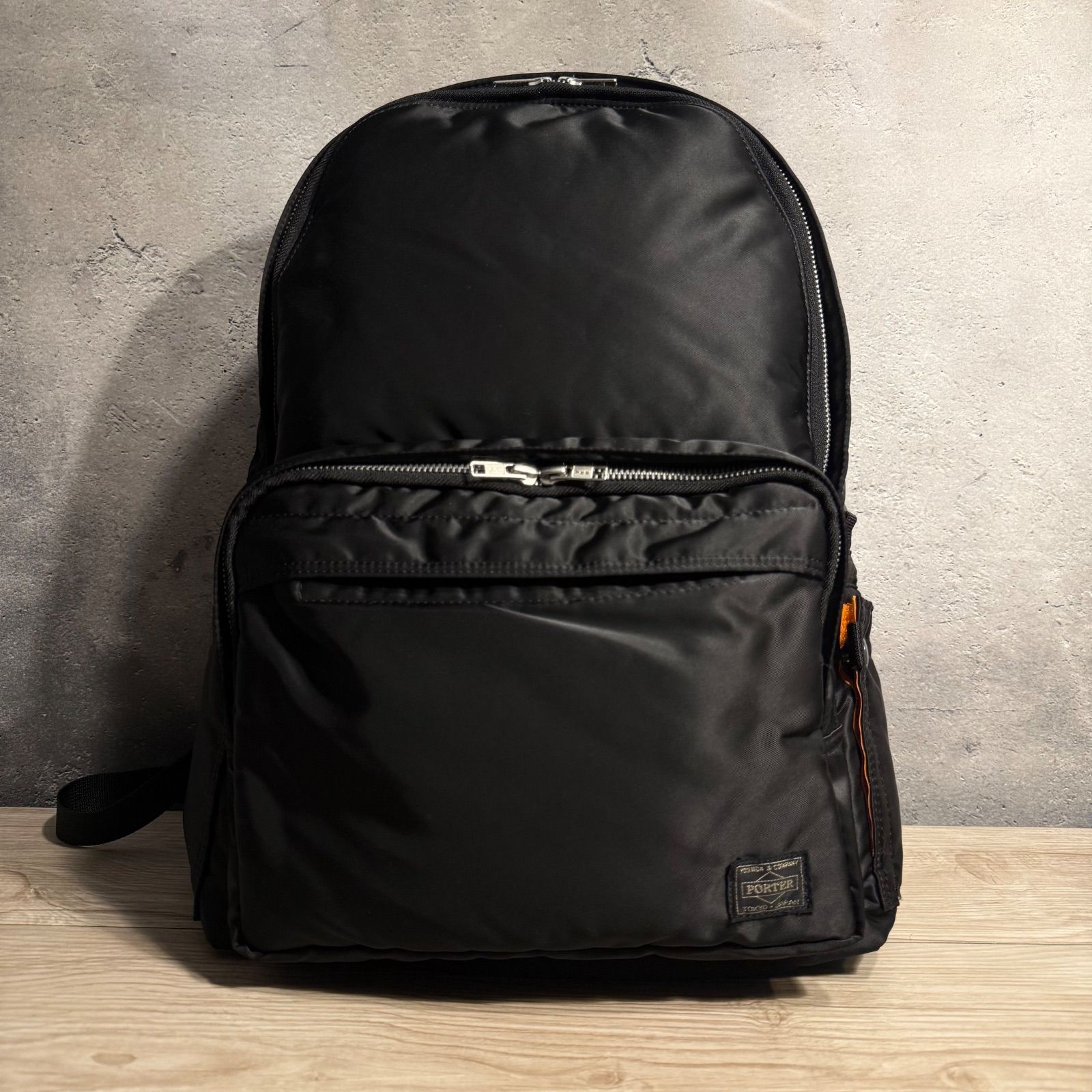 極美品】PORTER TANKER リュック ブラック ナイロンデイパック 軽量 大