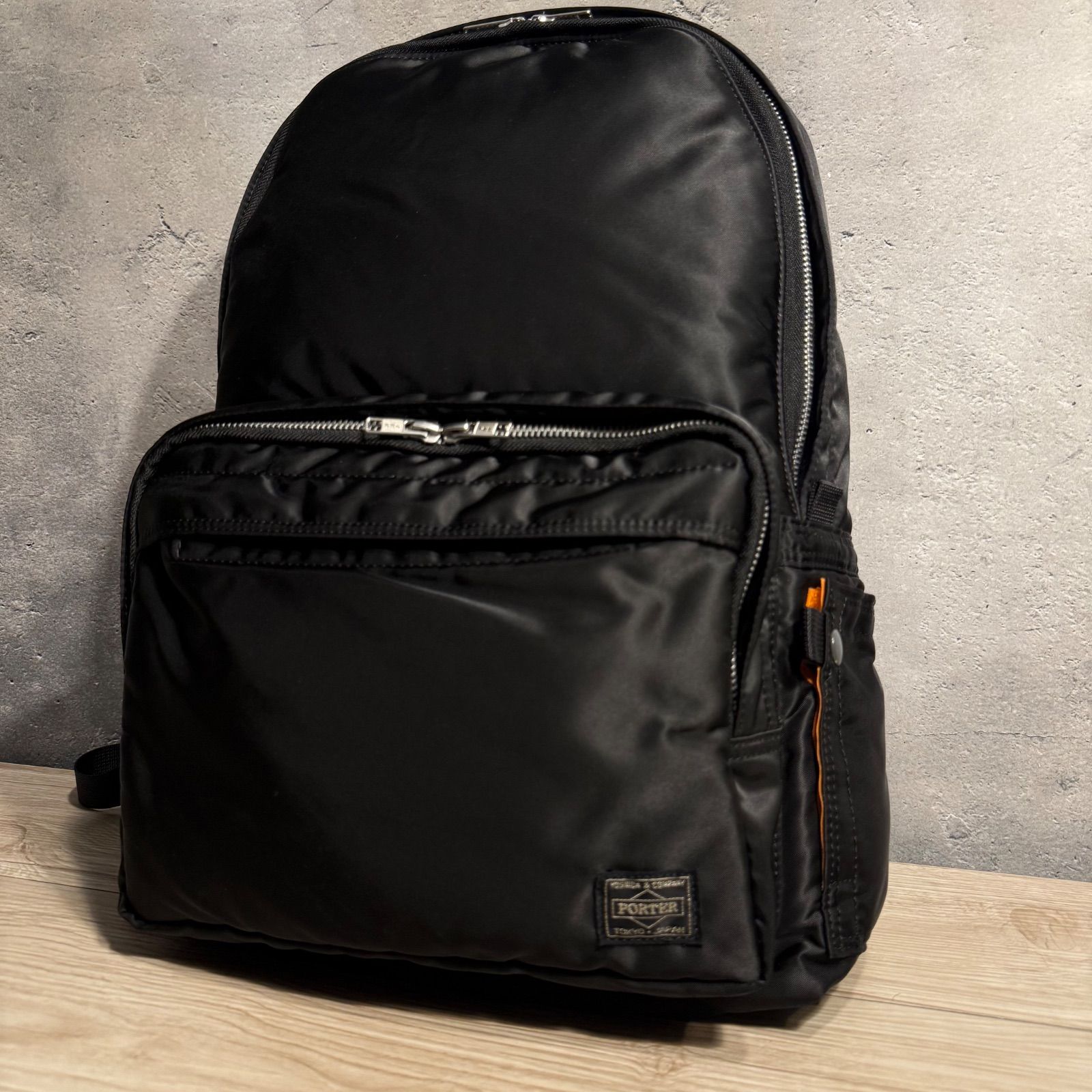 極美品】PORTER TANKER リュック ブラック ナイロンデイパック 軽量 大