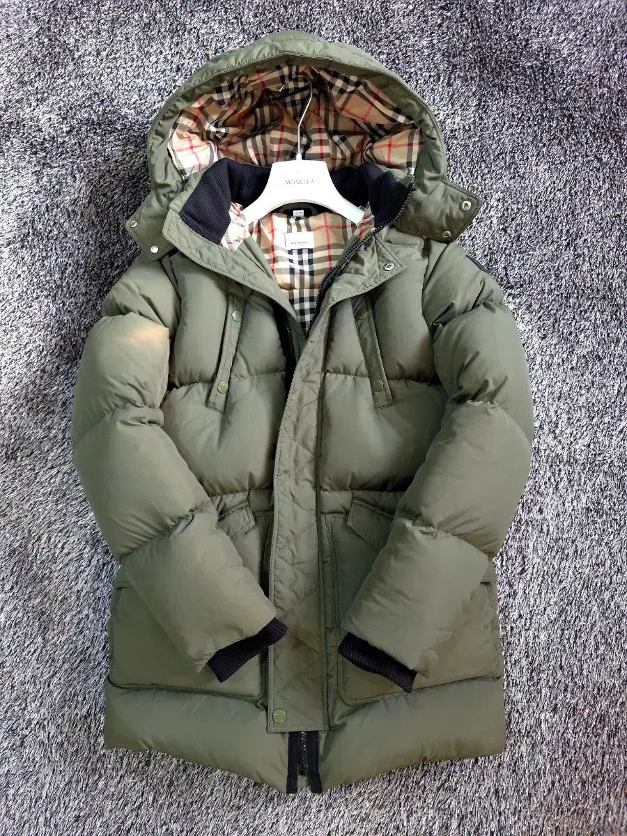 バーバリー キッズ 14 y ダウン 成人 55 ロング
