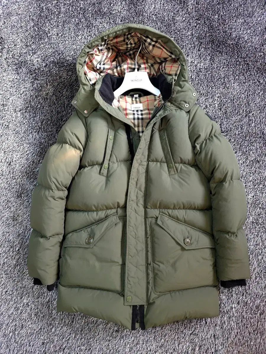 バーバリー キッズ 14 y ダウン 成人 55 ロング