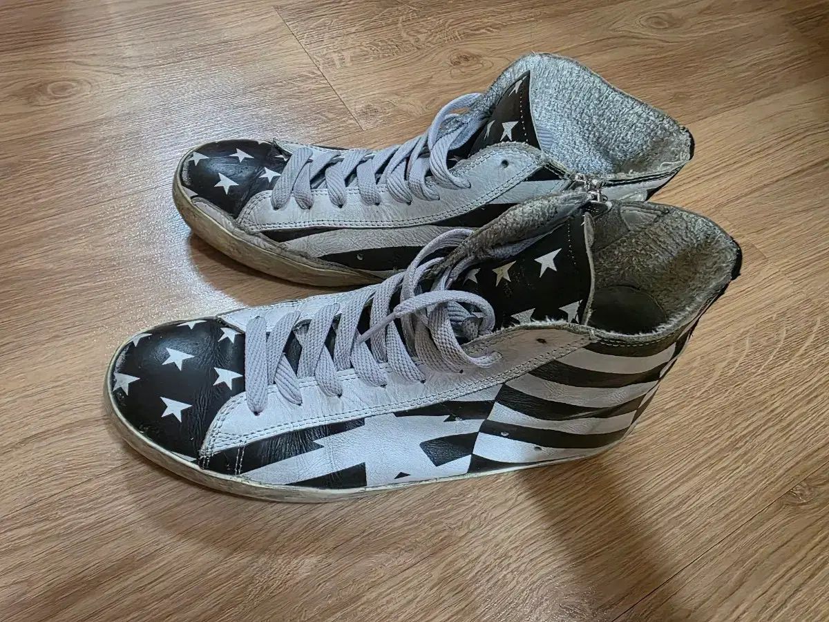 GOLDEN GOOSE ゴールデングース リミテッド EDITION エディション (41) 265