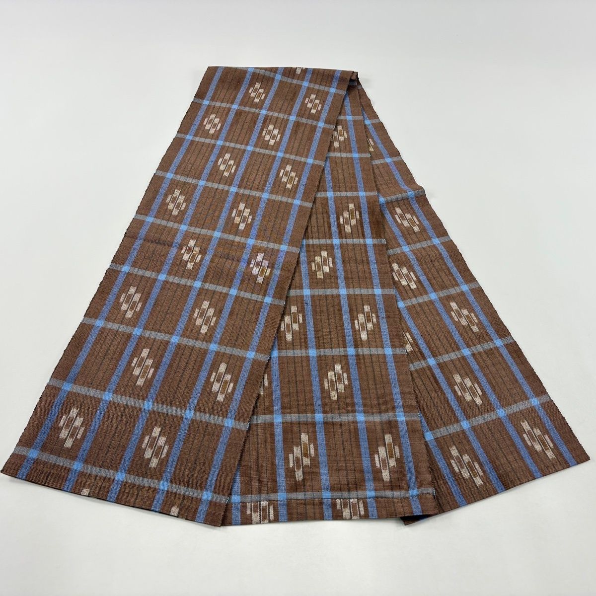 名古屋帯 黒に近い濃紺と茶とベージュ 幾何学模様正絹 10003321.jpg