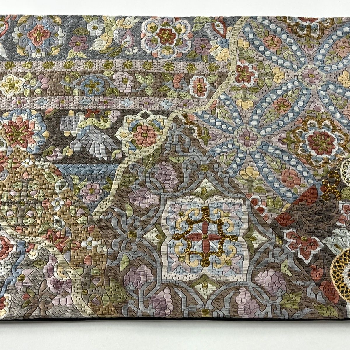 美品】 袋帯 逸品 華文 花鳥 絽刺し 金銀糸 灰茶 全通 正絹 【中古