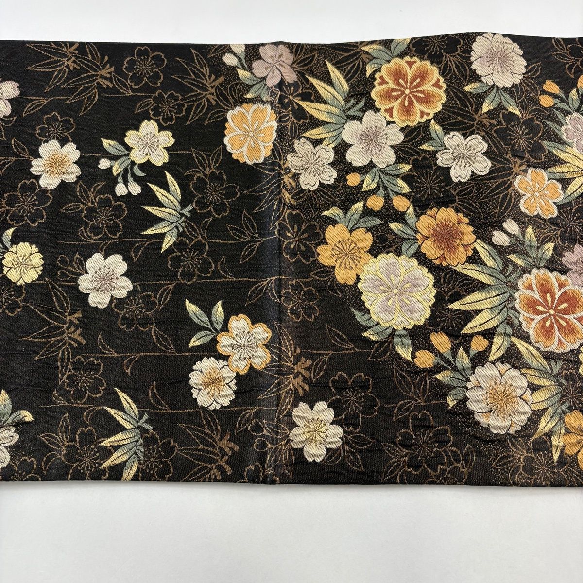 袋帯 秀品 やまと 桜 笹 箔 黒 六通 正絹 【中古】 - メルカリ