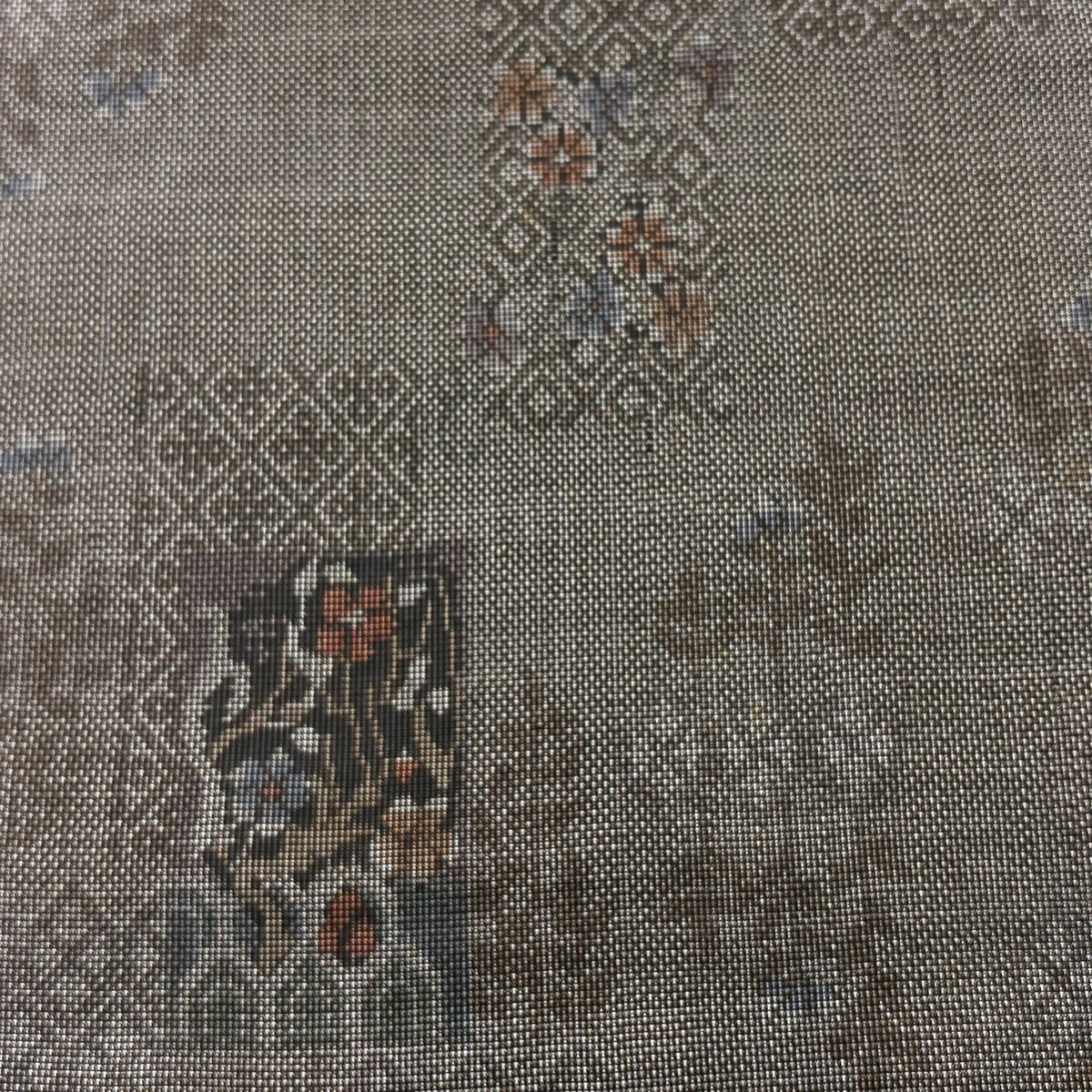 反物 秀品 紬 草木染 草花 菱 薄茶色 正絹 【中古】 - メルカリ