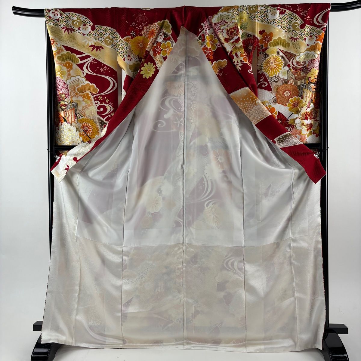  振袖 身丈172.5 cm 裄丈67.5 L 袷 袋帯フルセット 御所車 草花 箔 金彩 赤 正絹 振袖 着物