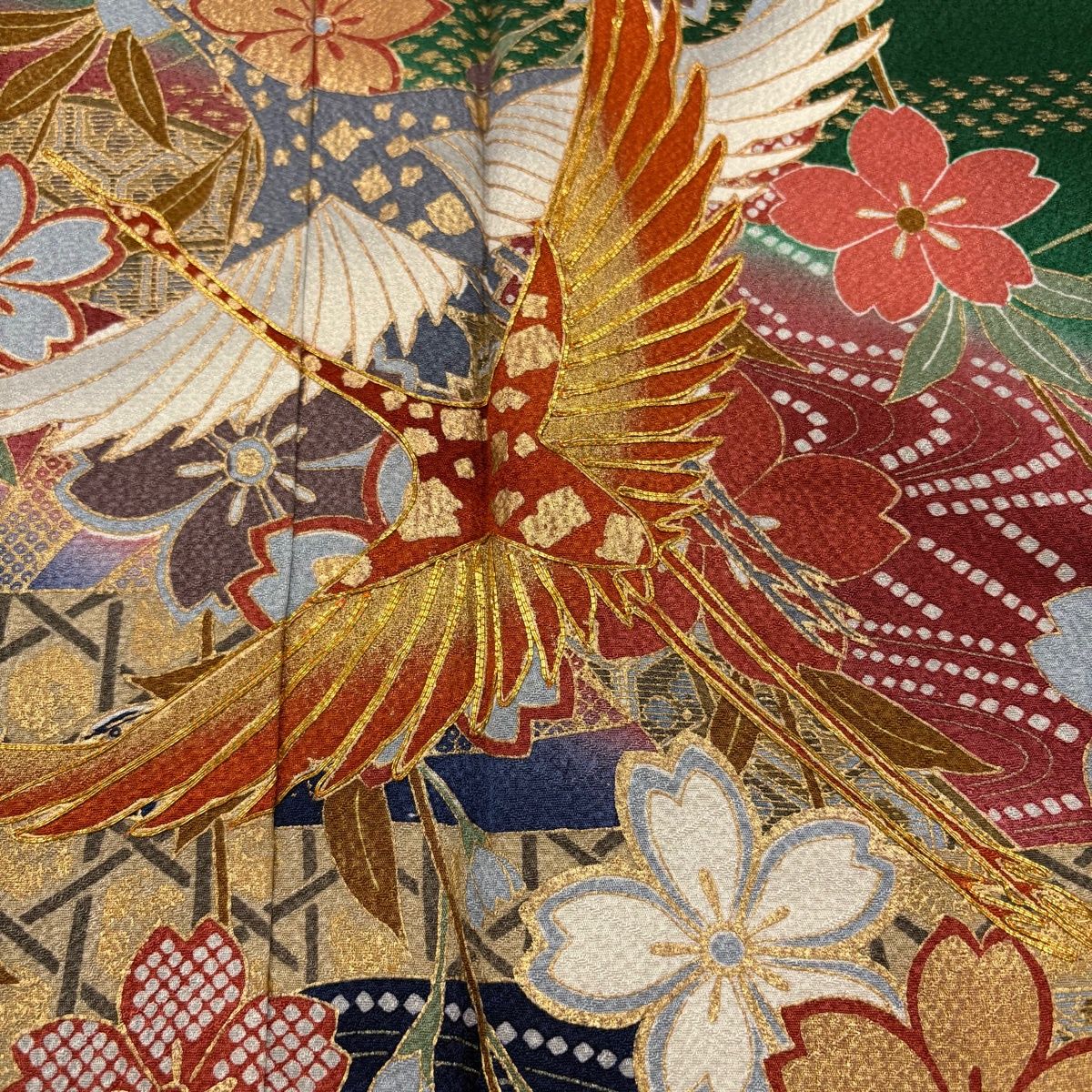 振袖 身丈161.5cm 裄丈61cm S 袷 鶴 桜 金糸 金彩 緑 正絹 秀品 【中古