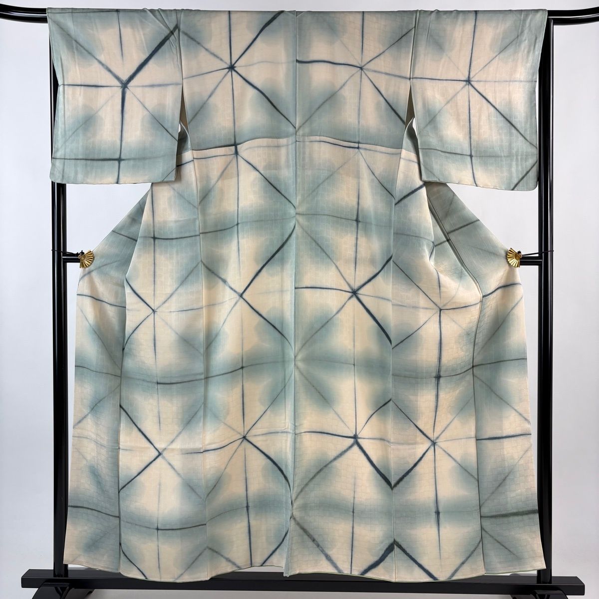 小紋 身丈156 5 cm 裄丈65 M 袷 幾何学模様 ぼかし 灰緑 正絹 秀品