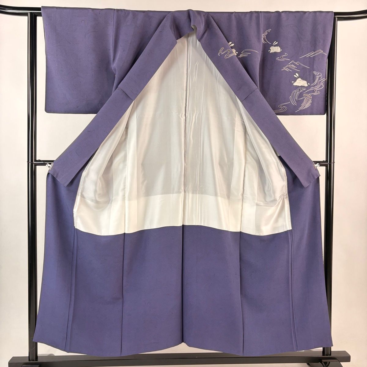 訪問着 身丈153cm 裄丈64.5cm M 袷 落款 うさぎ 波頭 絞り 濃紫 正絹 訪問着 身丈153cm 裄丈64.5cm M 袷 落款 うさぎ 波頭 絞り 濃紫 正絹