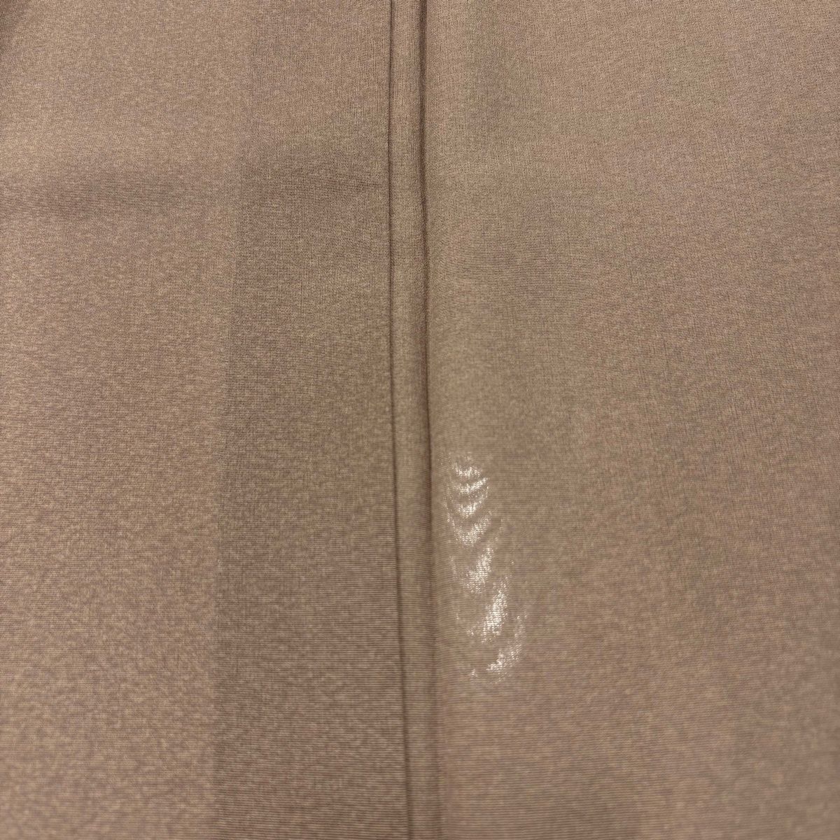  小紋 身丈158 cm 裄丈65.5 M 薄物 山本富男 落款 幾何学模様 茶色 正絹 秀品 小紋 着物